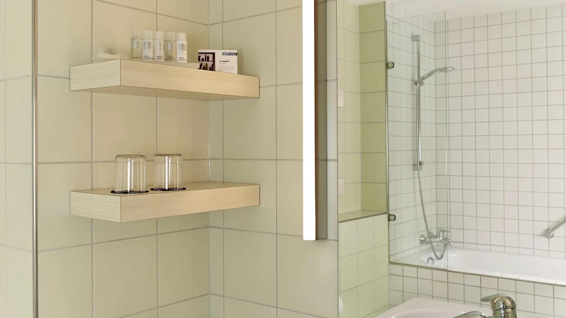 Park Plaza Berlin Hotel 4*,
