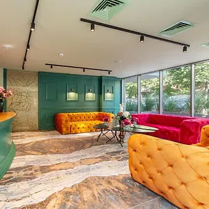 *** מלון דירות Tomis Garden רומניה