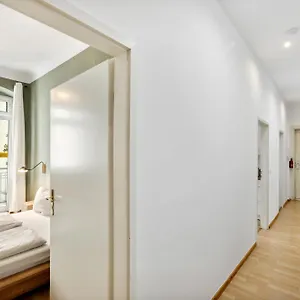 Apartment 1a, Berlin